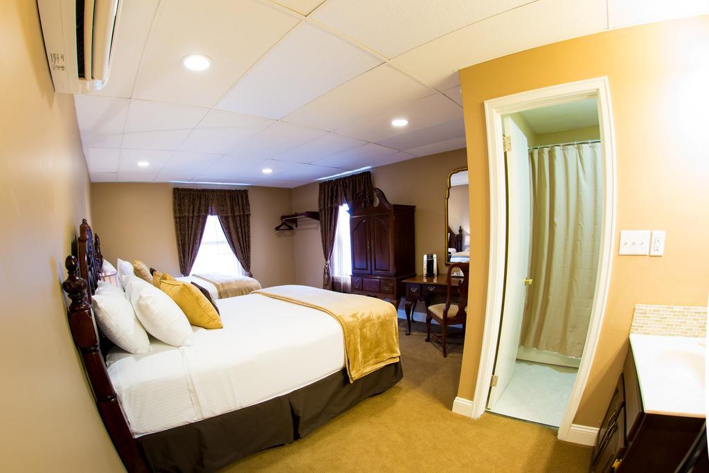 The Sherwood Hotel Greene Room photo