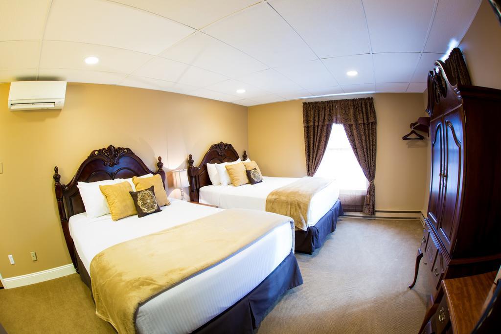 The Sherwood Hotel Greene Room photo